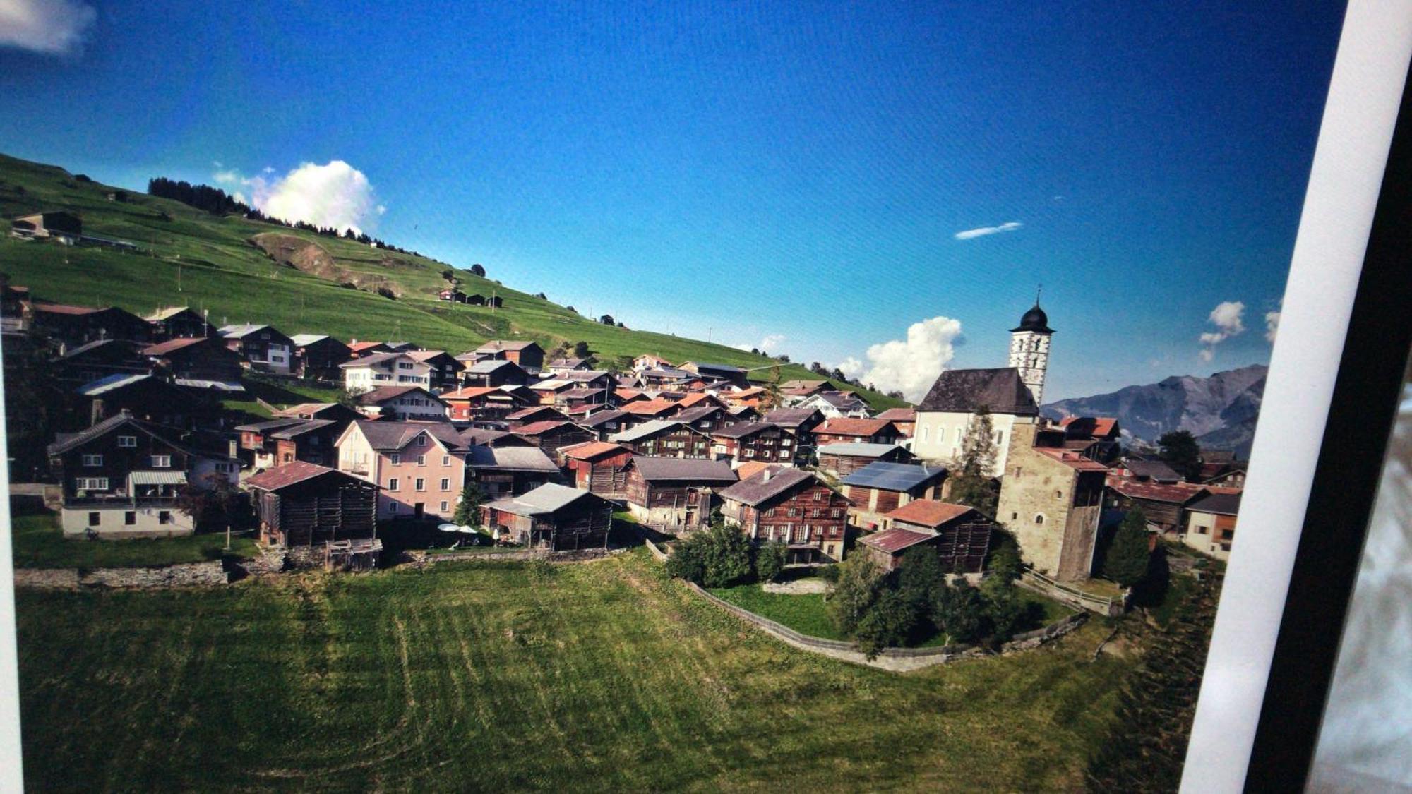 Hotel Alpina Lumbrein Luaran gambar